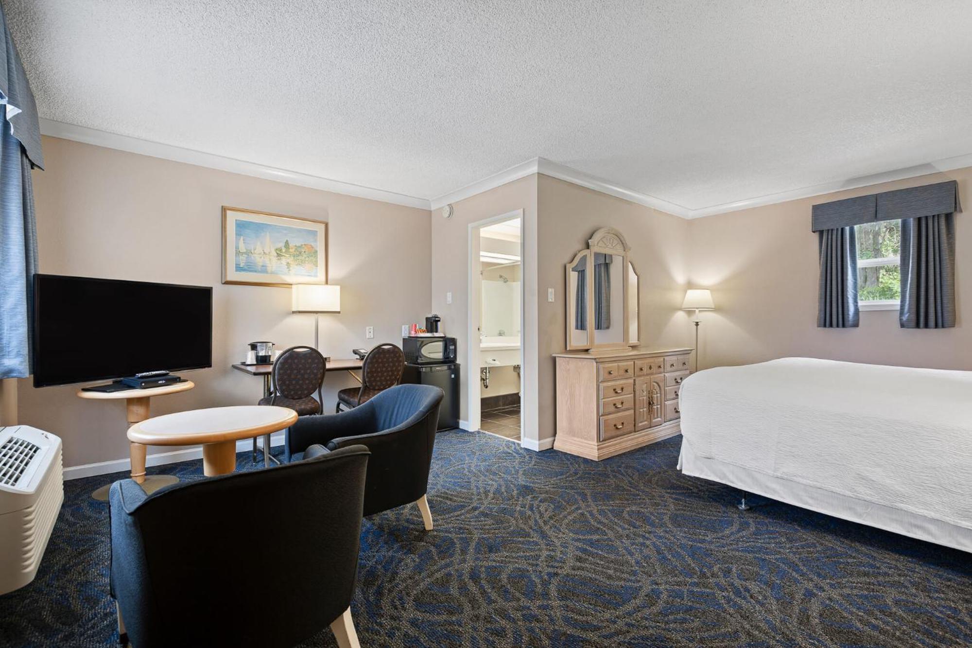 Glenwood Inn & Suites Trail Ngoại thất bức ảnh