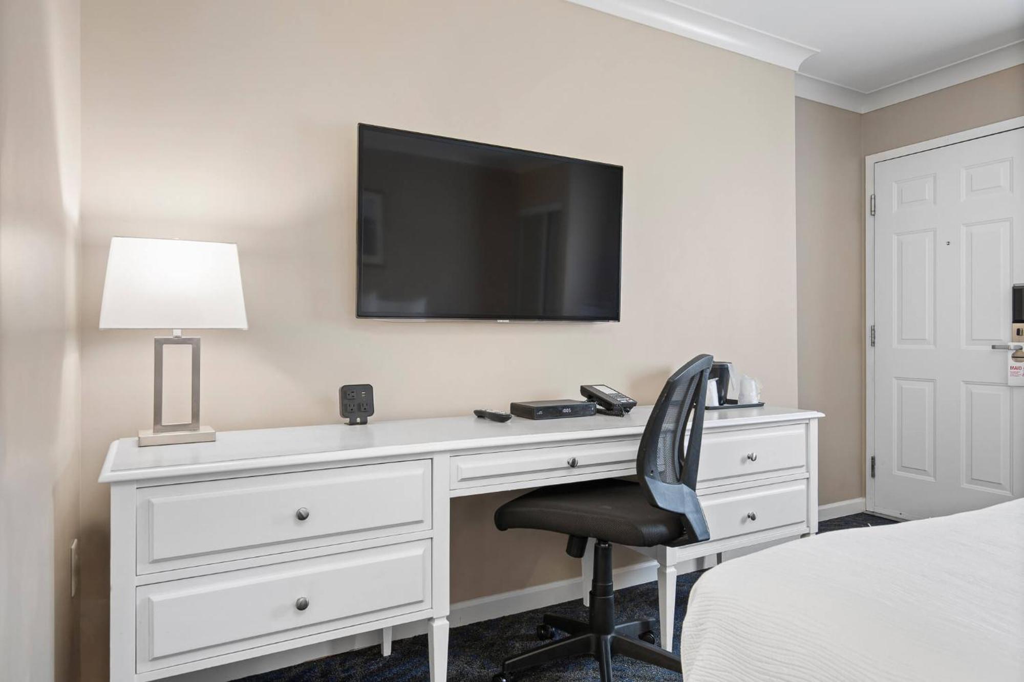 Glenwood Inn & Suites Trail Ngoại thất bức ảnh