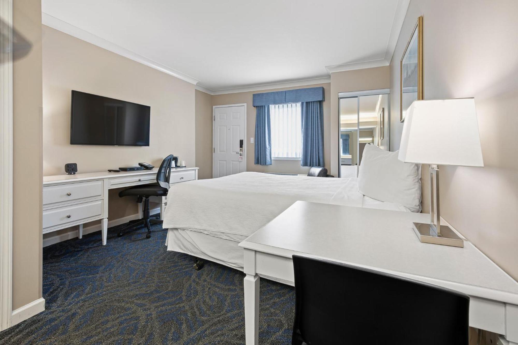 Glenwood Inn & Suites Trail Ngoại thất bức ảnh