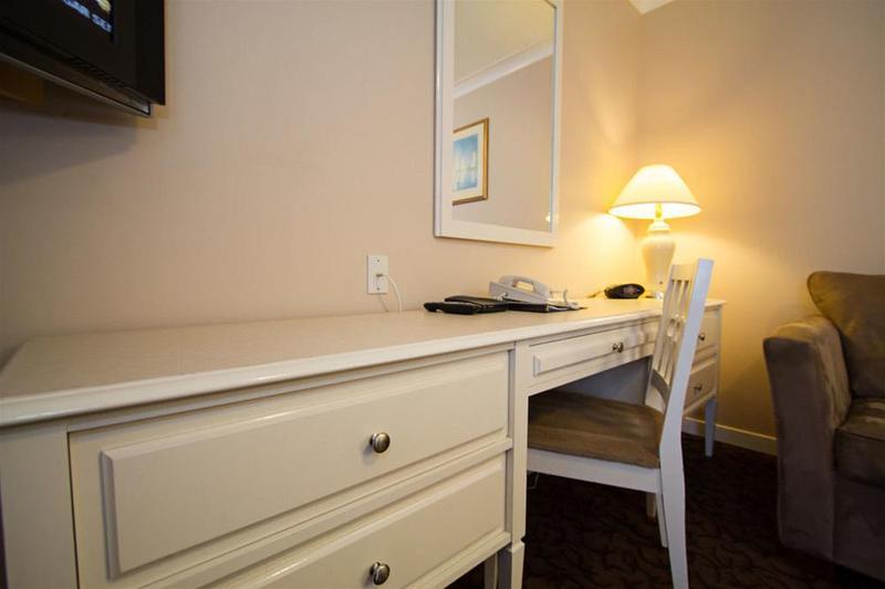 Glenwood Inn & Suites Trail Ngoại thất bức ảnh